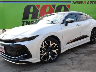 TOYOTA CROWN CROSSOVER - 1