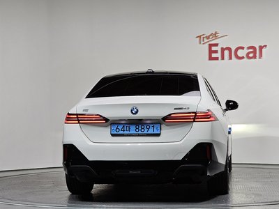 صورة 4 لـ 2024 BMW I5