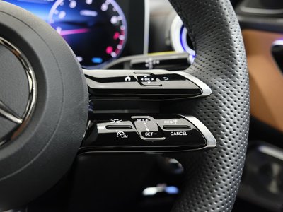 MERCEDES-BENZ C-CLASS - 10