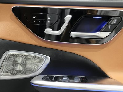 2025 MERCEDES-BENZ C-CLASS — миниатюра 22