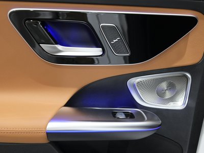 2025 MERCEDES-BENZ C-CLASS — миниатюра 35