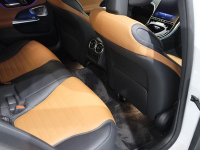 2025 MERCEDES-BENZ C-CLASS — миниатюра 30