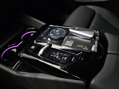 صورة 9 لـ 2025 BMW 5 SERIES