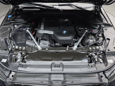 صورة 7 لـ 2025 BMW 5 SERIES