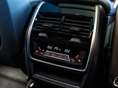 2020 BMW X6 缩略图 44