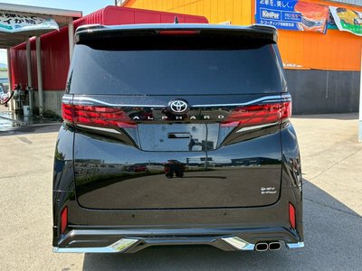 TOYOTA ALPHARD - 9