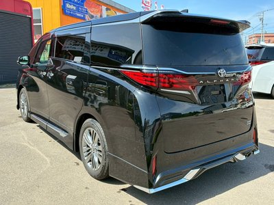 TOYOTA ALPHARD - 10