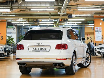 2020 Bentley BENTAYGA photo 6