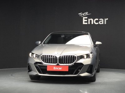 BMW 5 SERIES - 2
