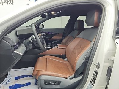 2023 BMW 5 SERIES — миниатюра 11