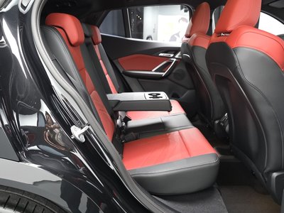 2025 BMW X2 — миниатюра 17