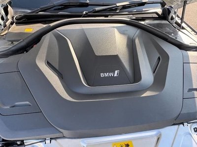صورة 8 لـ 2025 BMW I4