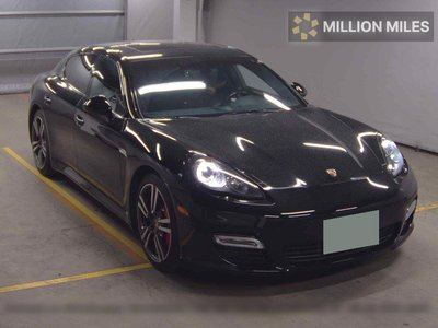 PORSCHE PANAMERA - 1