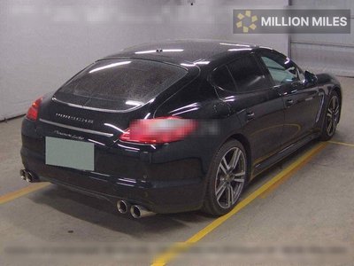PORSCHE PANAMERA - 5