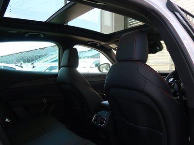 صورة مصغرة 18 لـ 2023 Maserati GRECALE