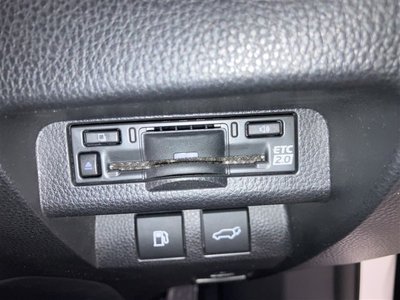 صورة مصغرة 31 لـ 2024 Toyota CROWN SPORT