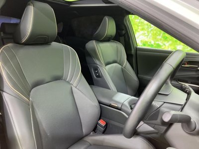 2024 Toyota CROWN SPORT photo 4