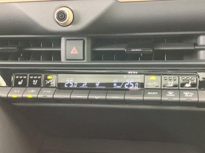 صورة مصغرة 35 لـ 2024 Toyota CROWN SPORT