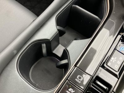 صورة مصغرة 45 لـ 2024 Toyota CROWN SPORT
