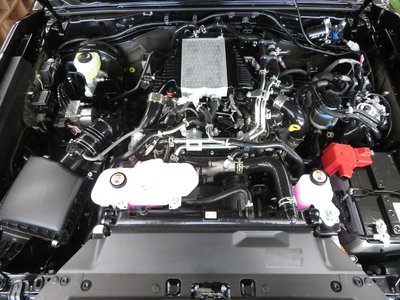 TOYOTA LAND CRUISER 70 - 8