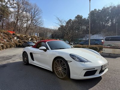 PORSCHE 718 BOXSTER