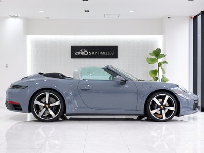PORSCHE 911 - 8