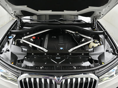 صورة 8 لـ 2021 BMW X7