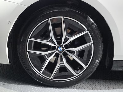 BMW 5 SERIES - 6