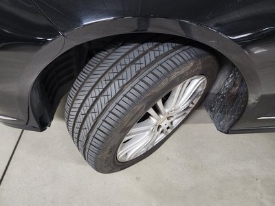 MERCEDES-BENZ E-CLASS - 6