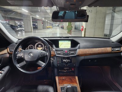 MERCEDES-BENZ E-CLASS - 5