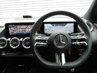 2025 Mercedes-BENZ GLA 缩略图 41