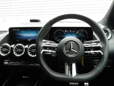 2025 Mercedes-BENZ GLA 缩略图 35