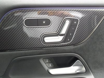 2025 Mercedes-BENZ GLA 缩略图 54