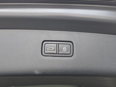 2021 Genesis GV80 thumbnail 29