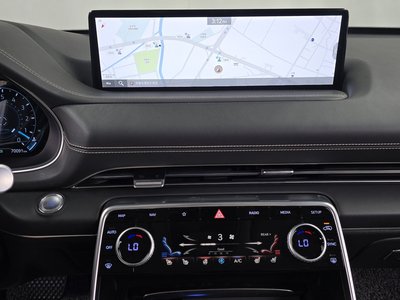 2021 Genesis GV80 thumbnail 19