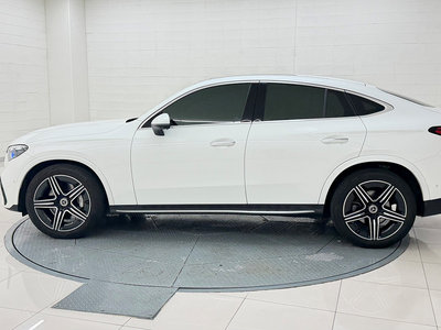 MERCEDES-BENZ GLC - 4