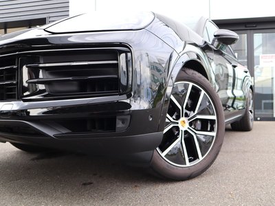 PORSCHE CAYENNE COUPE - 9