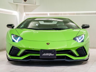 LAMBORGHINI AVENTADOR - 7