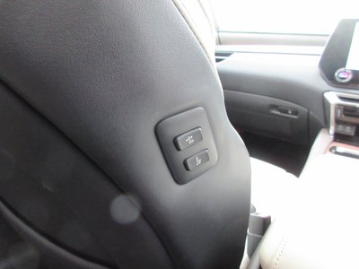 2023 Lexus RX — миниатюра 27