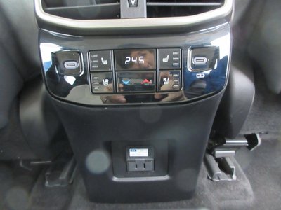 2023 Lexus RX — миниатюра 26