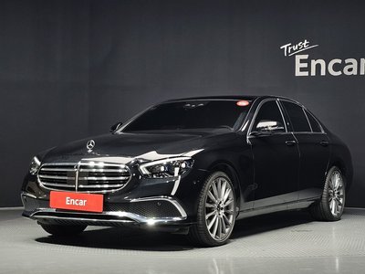 2022 Mercedes-BENZ E-CLASS — фото 1