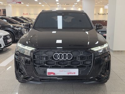 AUDI Q7 - 2
