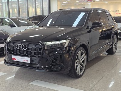 AUDI Q7 - 1