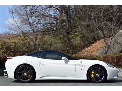 FERRARI CALIFORNIA - 7