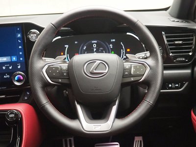 2023 Lexus NX — миниатюра 11