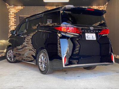 TOYOTA ALPHARD - 2