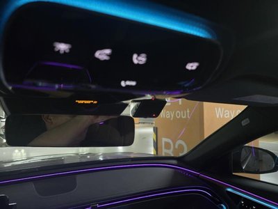 MERCEDES-BENZ E-CLASS - 10