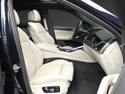 2025 BMW X6 缩略图 17