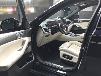 2025 BMW X6 缩略图 13