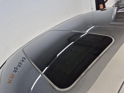 صورة مصغرة 16 لـ 2021 Genesis G90